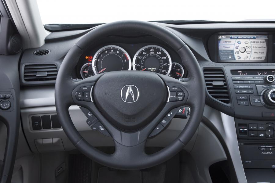 Панель приборов Acura TSX 2008 года  (фото 137 из 210)